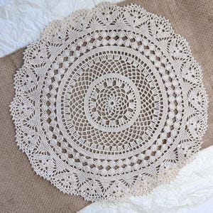 Beige Crochet Doily – Handmade Lace Table Decor|Vintage-Inspired Centerpiece for Boho or Farmhouse Home|Cotton Lace Doily|Housewarming Gift