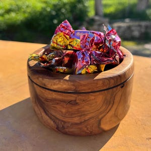 Decorative olive wood bowl