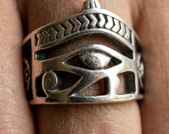 Eye of Horus Ring Stainless Steel Scarab Ring Egyptian Jewelry Ancient Symbol Gothic Biker