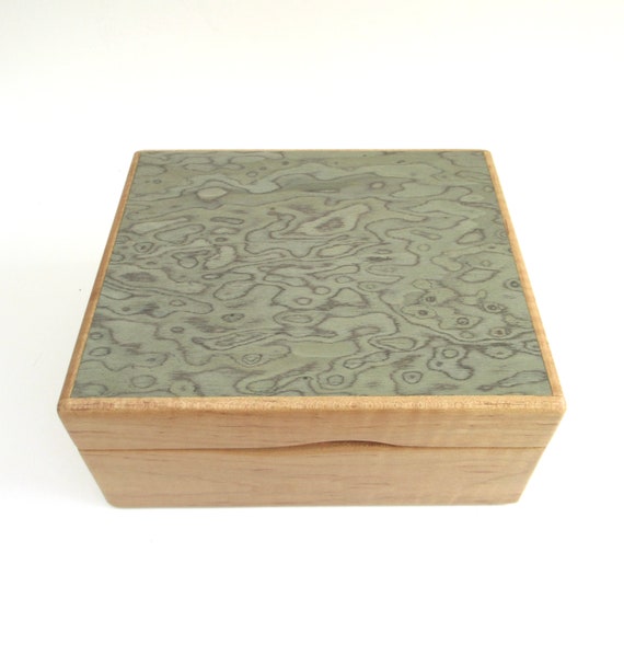 vintage hand made wooden box   ... curly maple je… - image 5