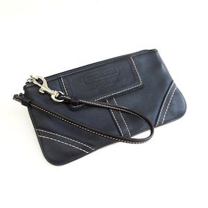 Vintage Coach Black Leather Zip Wristlet  Petite Purse