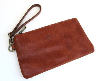 Italian leather compact wristlet  bag   ...  brown ... sturdy washed  leather   ...   wristlet pouch  ...   made in Venice  Italy