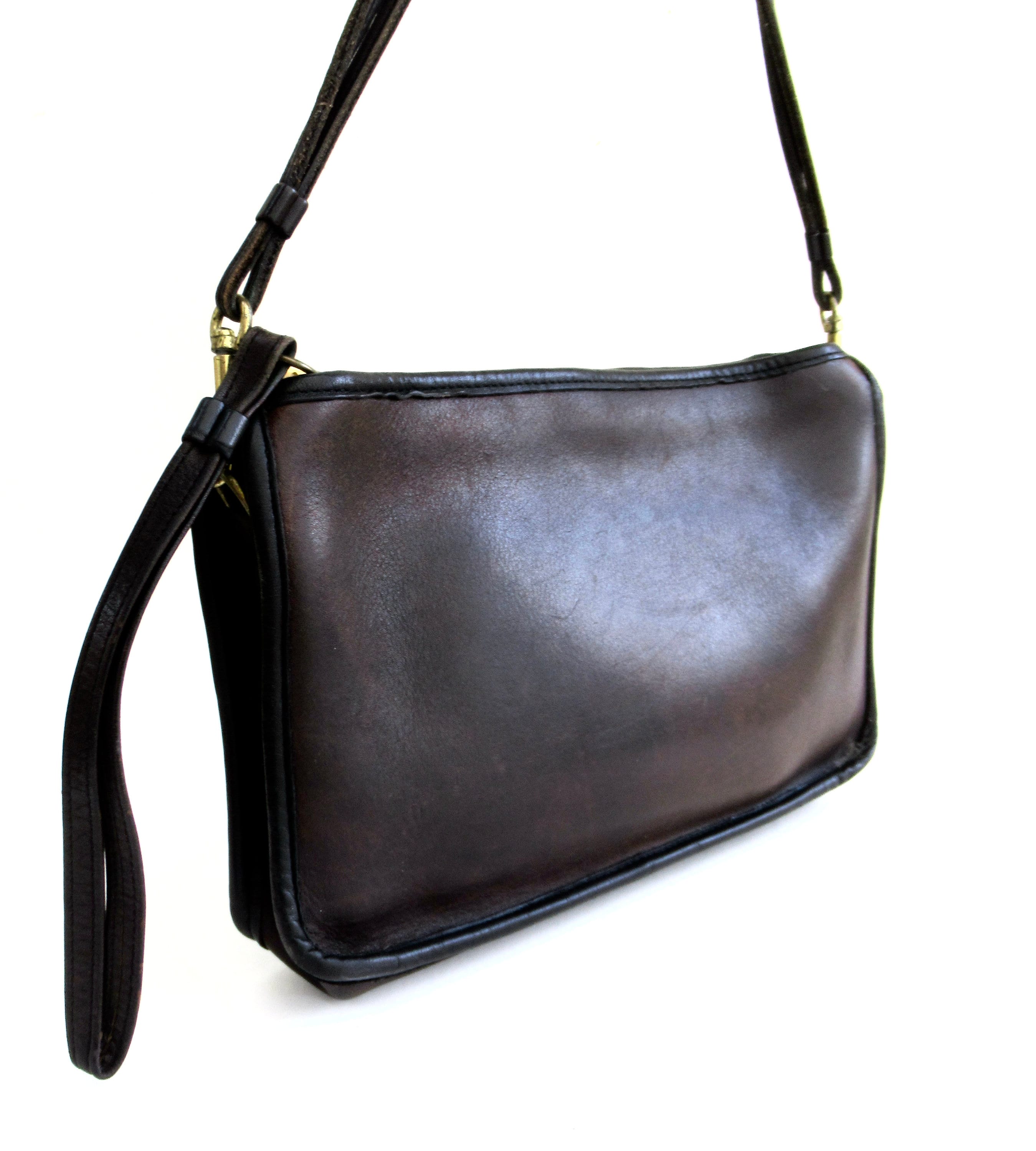 Vintage Coach Slim Compact Cashin Basic Bag . Original NYC Factory