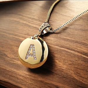 Collar con colgante de circonita con inicial de la A a la Z / Colgante con alfabeto brillante / Joyas con nombre unisex / Collar con letras de cobre como regalo