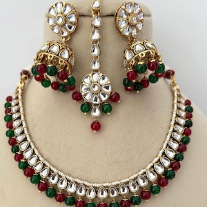 Gorgeous kundan necklace set/ kundan polki Necklace set/Indian/Pakistani weddings/ celebrity/Bollywood jewelry/ Indian jewelry/ red & green