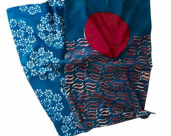 Indigo Tea Towel Set, Organic Kitchen Towels, Zero-waste Wash Cloth, Tea Towel Set of 2 - Flowers and Red Moon