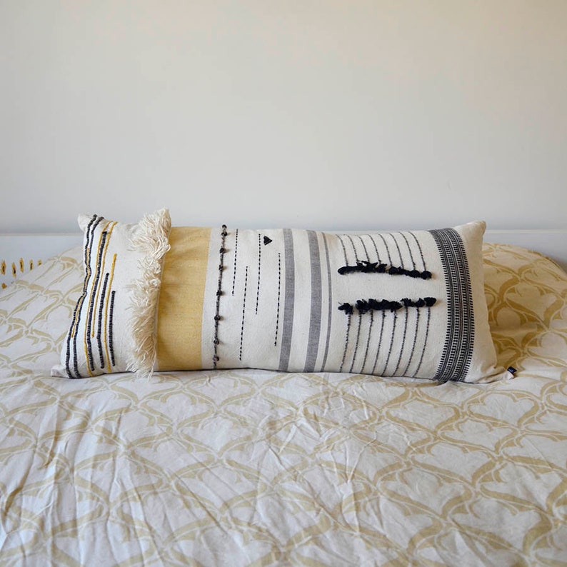 Ichcha Nomad Lumbar Pillow Cover - Thumbnail 2
