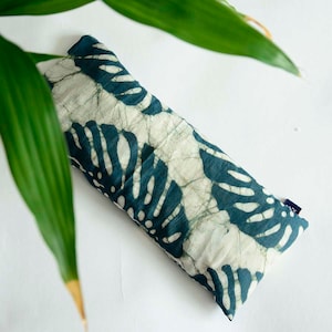 Weighted eye mask / Eucalyptus Lavender blend eye pillow / conscious gifts under 20 / plant dyed / spa wellness gift / for yoga meditation