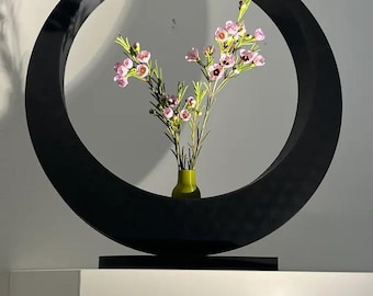Eclipse Vase with Asymmetrical Curved Design | 3D Printed Decorative Object for Dried Flowers | Modern Sculptural Accent for Interiors