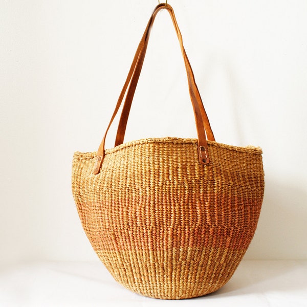 Vintage Straw Market Bag in Beige and Brown Woven Straw