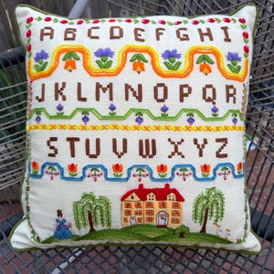 Vintage Bucilla Crewel Needlepoint "Sampler" Throw Pillow