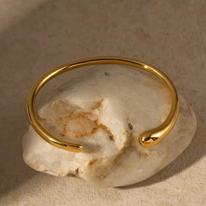 18k Gold Open Cuff Bracelet - Waterproof Gold - Luxury Jewelry for Women