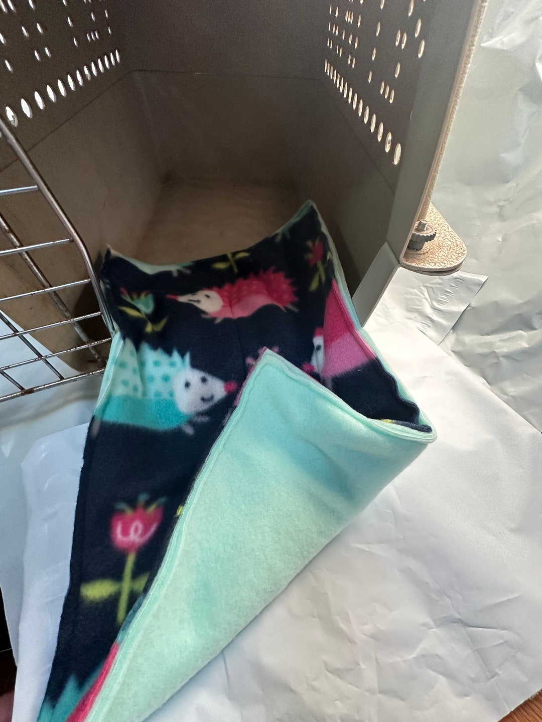 Curated visual reference: Picture Idea: Small Crate Liner Pad Travel Mat For Hedgehogs Ready To