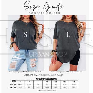 Pu&ograve; includere: Guida alle taglie per t-shirt unisex Comfort Colors per adulti. L'immagine mostra una modella che indossa una taglia small e una large. La tabella delle taglie fornisce misure in pollici per le taglie S-4XL. La modella &egrave; alta 163 cm e pesa 54 kg.