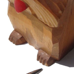 Vintage 50s Scottie Dog Wooden Brush Holder image 3