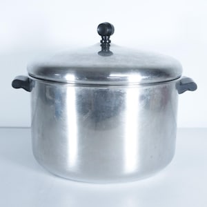 FARBERWARE Aluminium verkleidet 8 qt Edelstahl Suppentopf mit Deckel Bronx, NY
