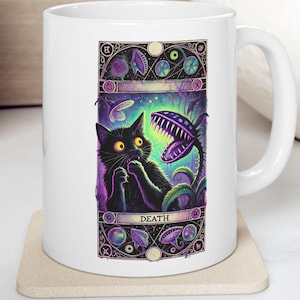 Gruselige Venusfliegenfalle Pflanzenbecher, Gothic schwarze Katze Tarot Becher, Death Card Design, okkultes Witchy Geschenk, Horror ästhetische Becher für Tarot Liebhaber