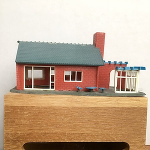 Vintage Plasticville House Mid Century Modern MCM Ranch Miniature Train Model Prop 1950s Home Bachmann Brothers