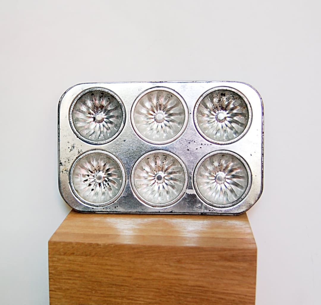 Vintage Metal Farmhouse Mini Muffin Small Bundt Cake Baking Rustic Tin ...