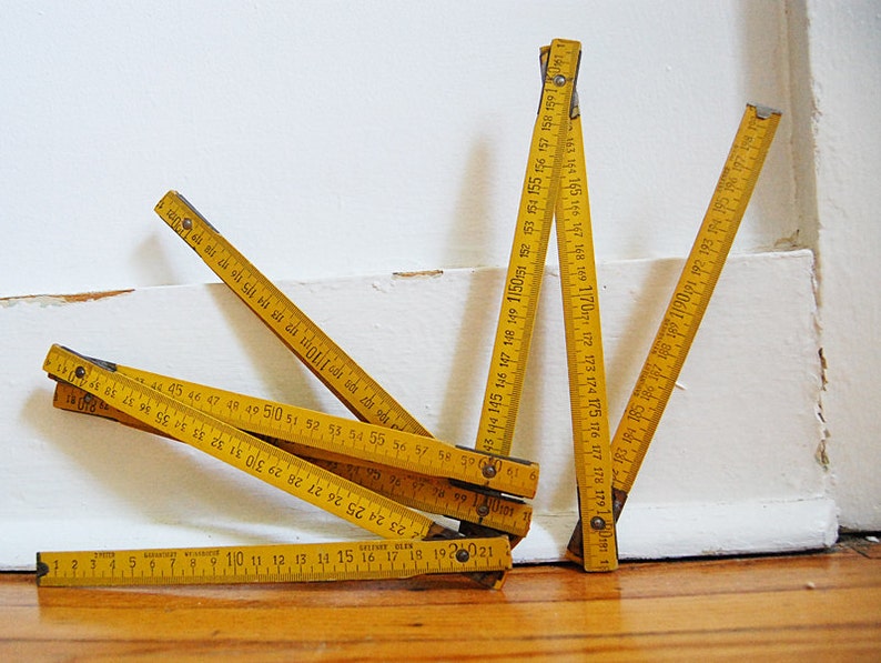 Vintage Yellow Wood Folding Ruler Carpenter Rustic Ruler Industrial Farmhouse Decor / Zig Zag From Germany in Metric 2 Meters image 5