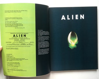 The Book of Alien（洋書1979） The Book Of Alien 1979 : r/LV426