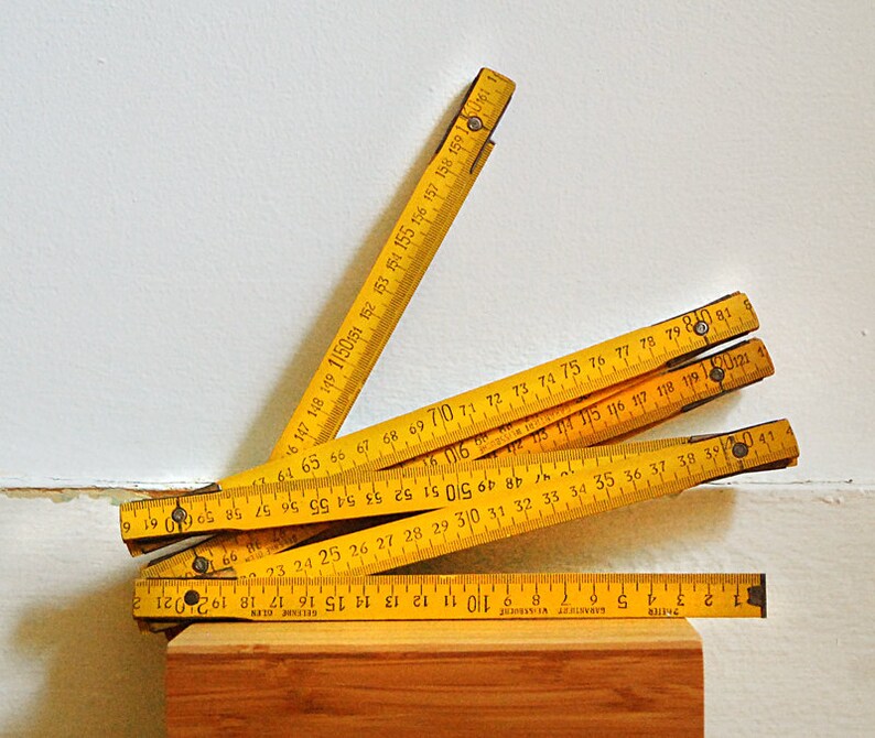 Vintage Yellow Wood Folding Ruler Carpenter Rustic Ruler Industrial Farmhouse Decor / Zig Zag From Germany in Metric 2 Meters image 1