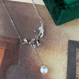 Lily of The Valley Flower Pendant Necklace in 925 Sterling Silver ,Bluebell Necklace with Pearl,Spring Floral Necklace,Gift for Her