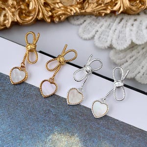 Mother of Pearl Bow Earrings in 925 Sterling Silver Heart Elegance Minimalist Style Bowe Dangle Drop Earring Bowknot Earring Gift for Her