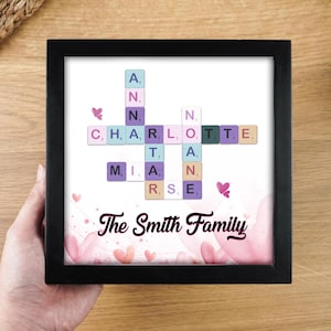 Regalo personalizado para mamá Regalo para la familia Marco de Scrabble con nombre de familia Letras personalizadas para la familia Crucigrama familiar Scrabble Nombre de los nietos