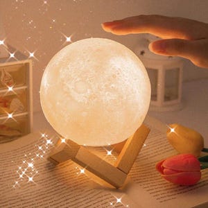 3D Moon Lamp Night Light Romantic Bedroom Decor LED Gift