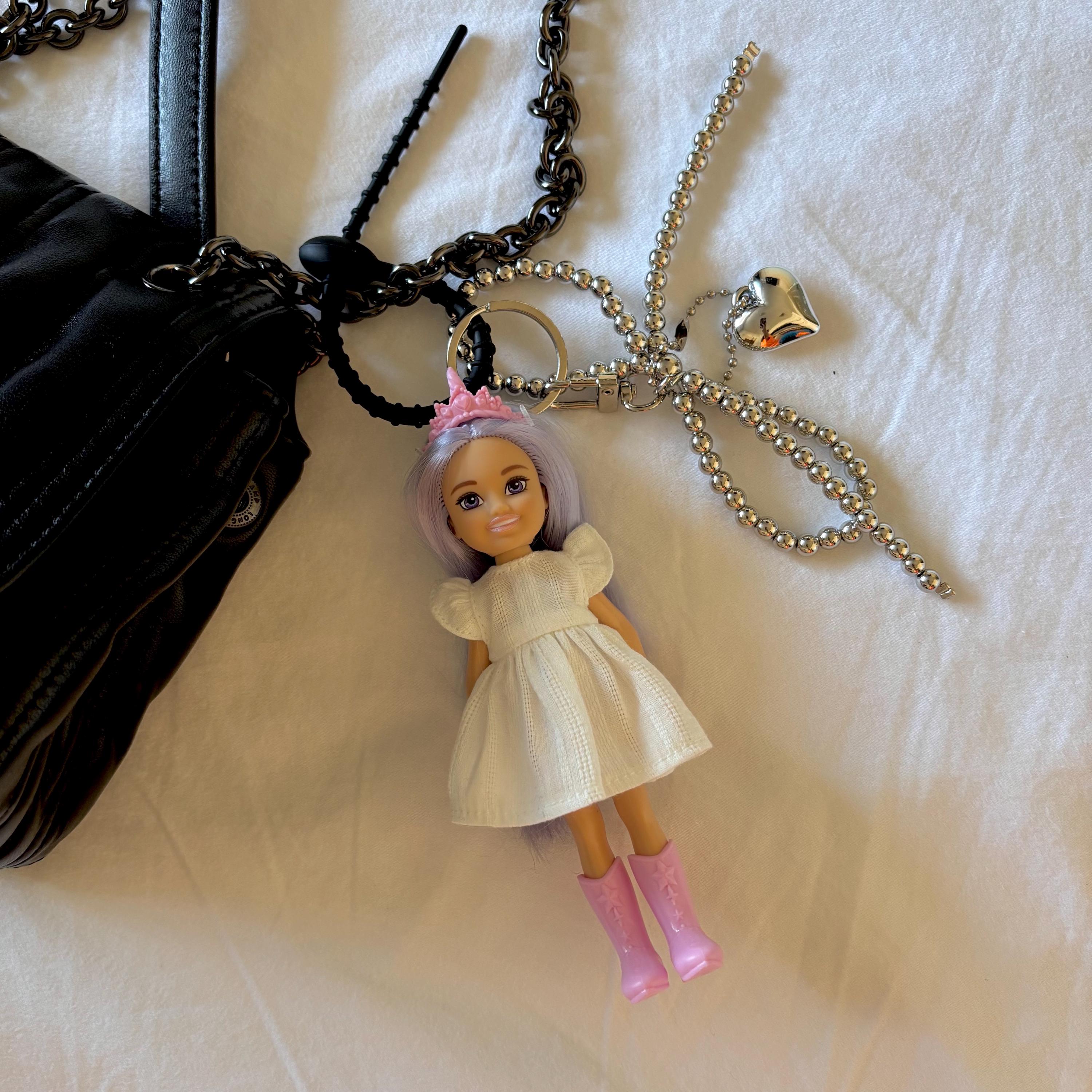 Barbie chelsea バービーチェルシキリング バックチャームCC9 Barbie chelsea バービーチェルシキリング バックチャームCC9