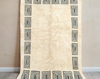 Handwoven Cream Wool Rug with Geometric Border – Modern Boho Area Rug | Neutral Moroccan-Style Floor Decor