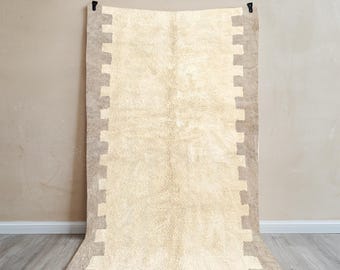 Neutral Wool Area Rug – Handmade Beige Rug with Geometric Border | Minimalist Boho Floor Decor with Fringe