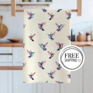 Hummingbird Tea Towel – Colorful Watercolor Bird Kitchen Towel, Nature-Inspired Cotton Dish Towel, Boho Kitchen Decor Gift