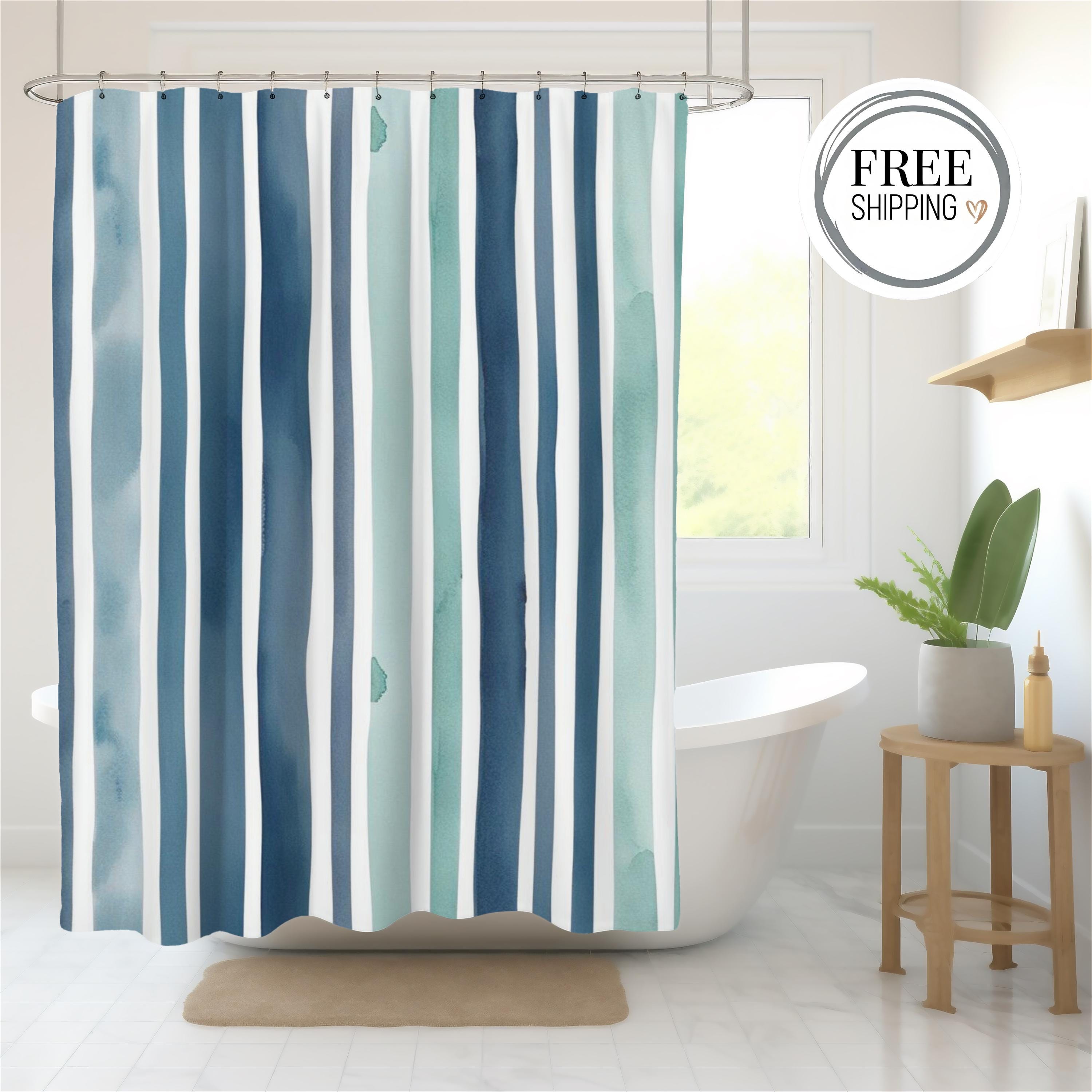 Upcycled Table Into Wooden Wall Display • My Sweet Things, image size:3000x3000