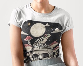 Frog on Skull T-Shirt, Enchanted Forest, Cottagecore Goblincore Clothing