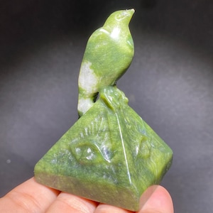 3.1&#39;&#39;+ Natural Green jade quartz,quartz crystal,Bird skull,Home Decoration,hand carved,crystal Bird,Crystal Gifts 1pc