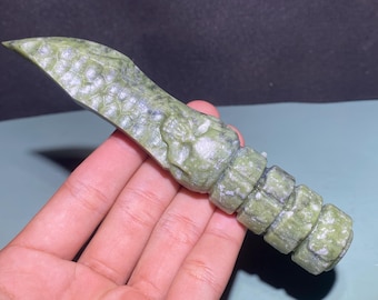 5.9''+ Natural Green Jade crystal,quartz crystal,knife skull,Home Decoration,hand carved,crystal Dagger,Halloween gifts