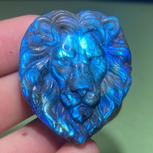 1.6''+ Natural labradorite crystal,quartz crystal,Lion skull,Home Decoration,hand carved,crystal lion,Crystal Gifts 1pc