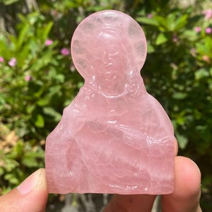 3.1&#39;&#39;+ Natural Rose crystal,quartz crystal,Jesus skull,Home Decoration,hand carved,crystal Jesus,Crystal Gifts 1pc