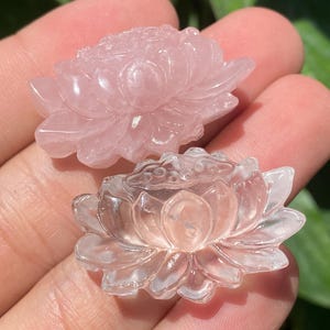 Cráneo de loto de cristal tallado a mano: decoración de cuarzo natural para el hogar