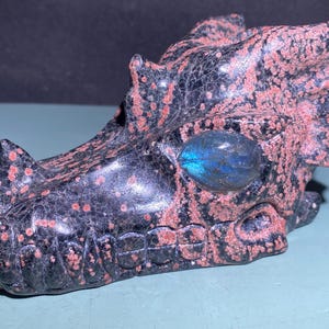5.3&#39;&#39;+ Natural Plum Blossom Stone,quartz crystal,Dragon skull,Home Decoration,hand carved,crystal Dragon,Crystal Gifts 1pc