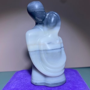 3.5&#39;&#39;+ Natural Tai Chi Stone,quartz crystal,Couple skull,Home Decoration,hand carved,crystal Couple,Crystal Gifts 1pc