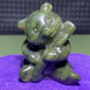 2-Zoll-natürlicher grüner Jadekristall, handgeschnitzter Panda, Wohnkultur, Kristallpanda-Muster, Kristallgeschenk