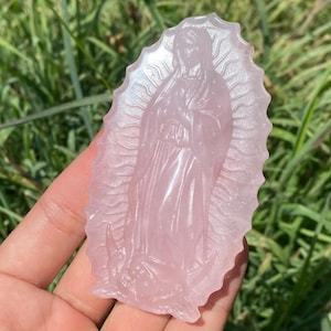 3.8&quot;+ Natural Rose crystal,quartz crystal,Virgin Mary skull,Home Decoration,hand carved,crystal Virgin Mary,Crystal Gifts 1pc
