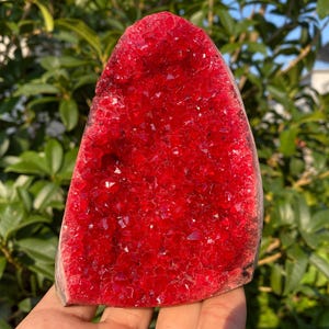 Red Geode quartz,quartz crystal,Vug specimen,Home Decoration,hand carved,crystal Geode,Crystal Gifts random 1pc