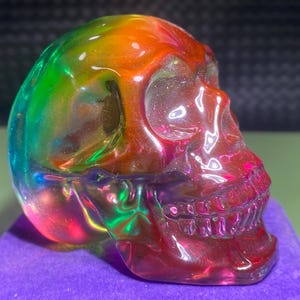 2.9&#39;&#39;+ Red crystal,quartz crystal,crystal skull,Home Decoration,hand carved,Crystal Gifts 1pc
