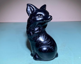 Cráneo de zorro de obsidiana natural: figura de cristal tallada a mano