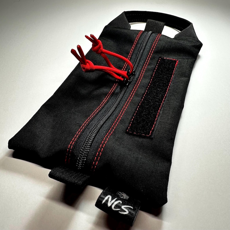 Black/Red Thread