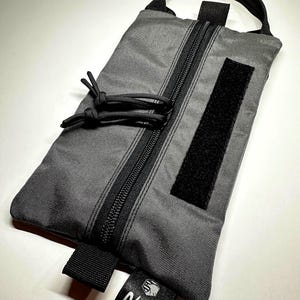 Grey/Black thread